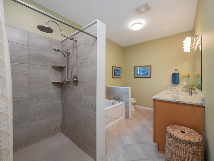 6682 Sunshine Coast Highway, Sechelt, BC, V0N 3A8 - 14