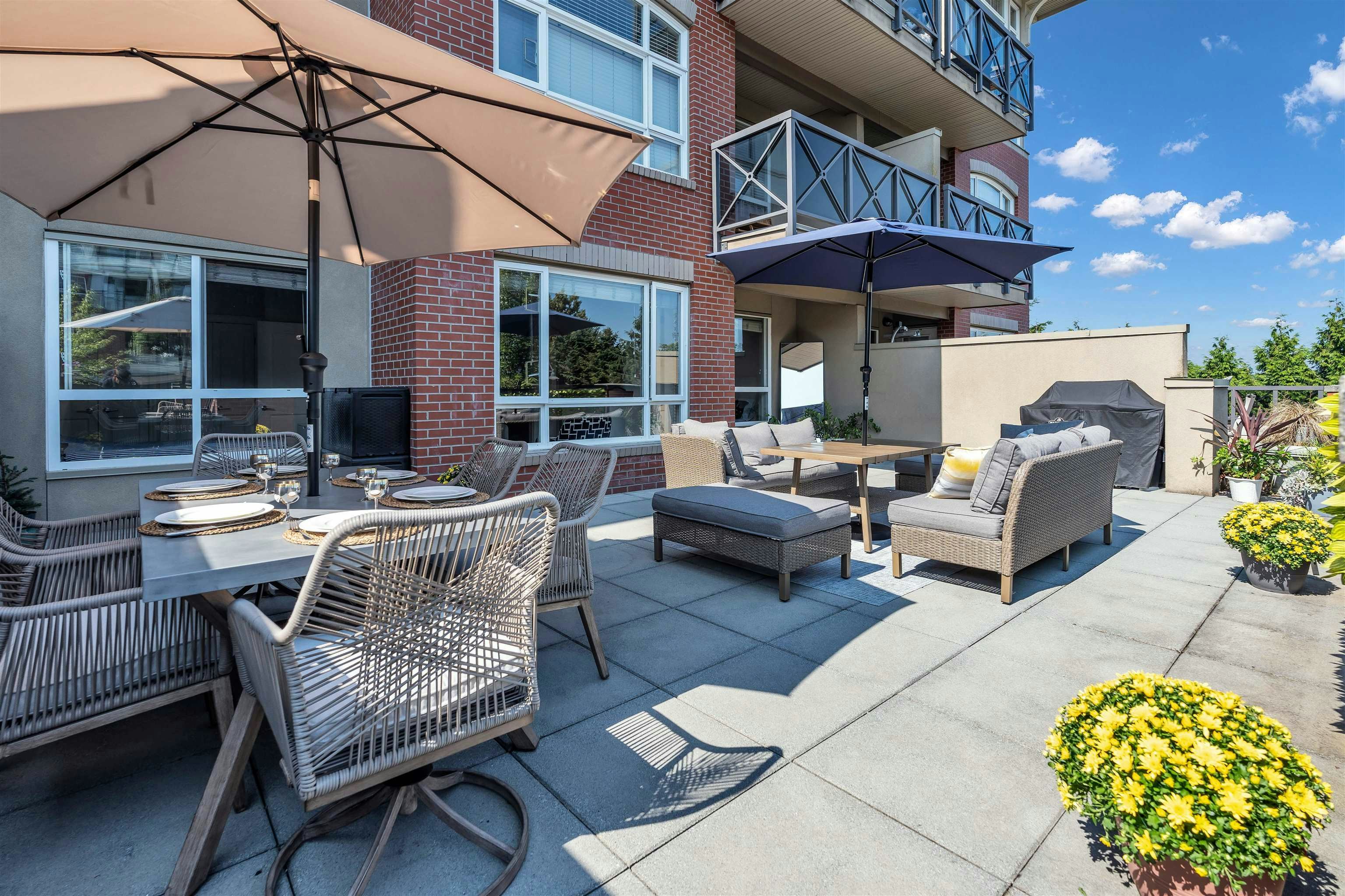 223-2970 King George Boulevard, Surrey, BC, V4P 0E6