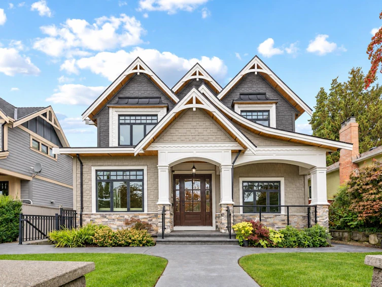 1919 Dublin Street, New Westminster, BC, V3M 3A4