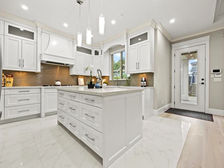 1919 Dublin Street, New Westminster, BC, V3M 3A4 - 8