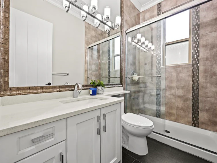 1919 Dublin Street, New Westminster, BC, V3M 3A4 - 14