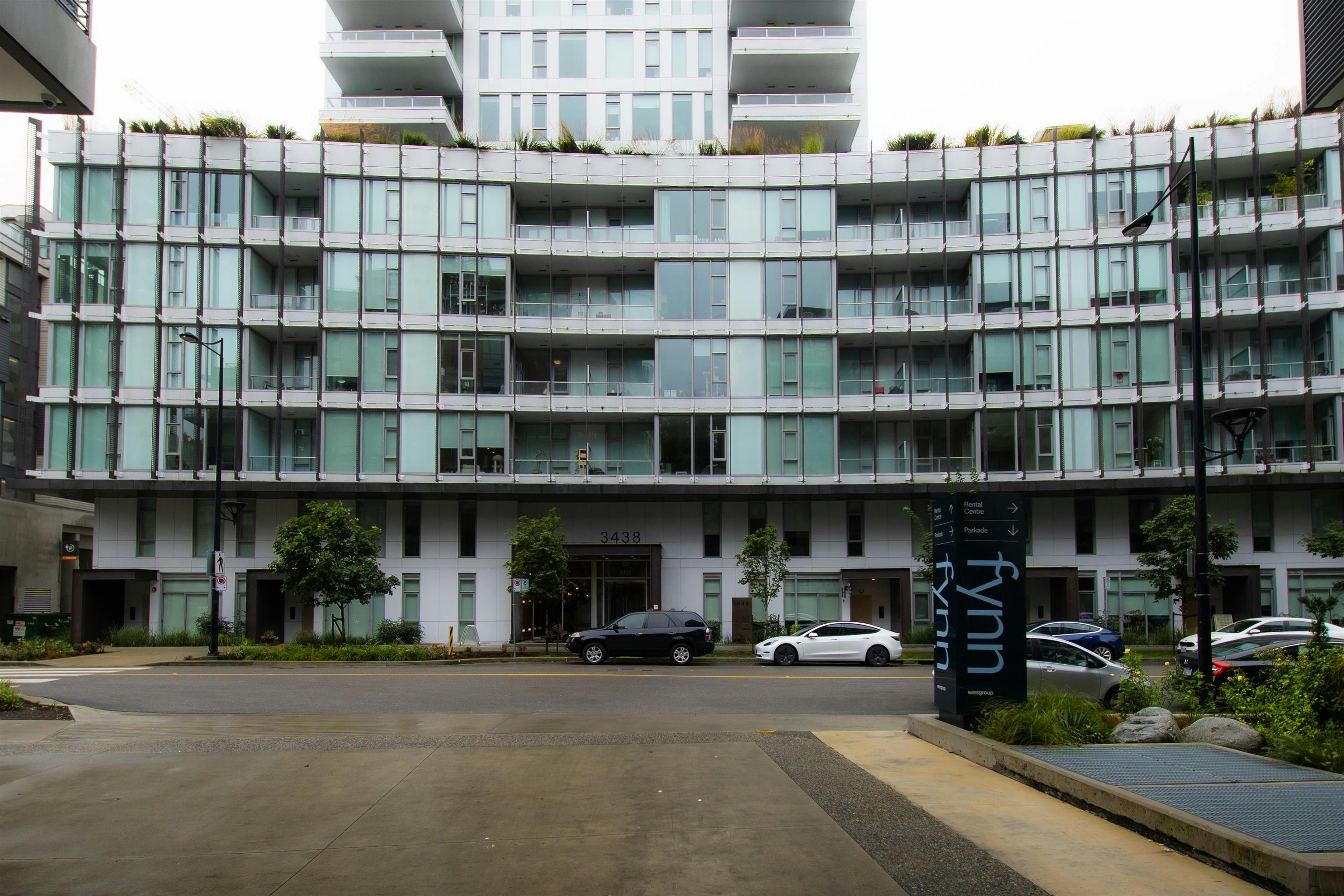 317-3438 Sawmill Crescent, Vancouver, BC, V5S 0E3