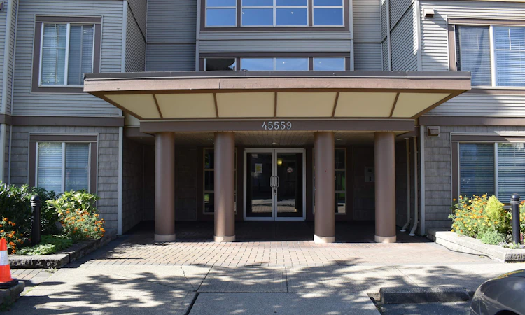 402-45559 Yale Road
