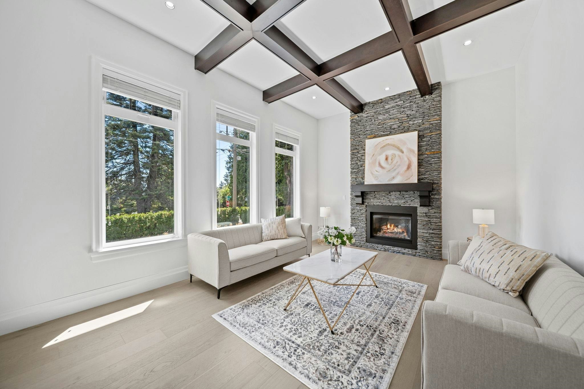 13101 14 Avenue, Surrey, BC, V4A 1G6