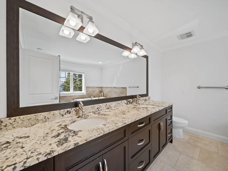 13101 14 Avenue, Surrey, BC, V4A 1G6 - 26
