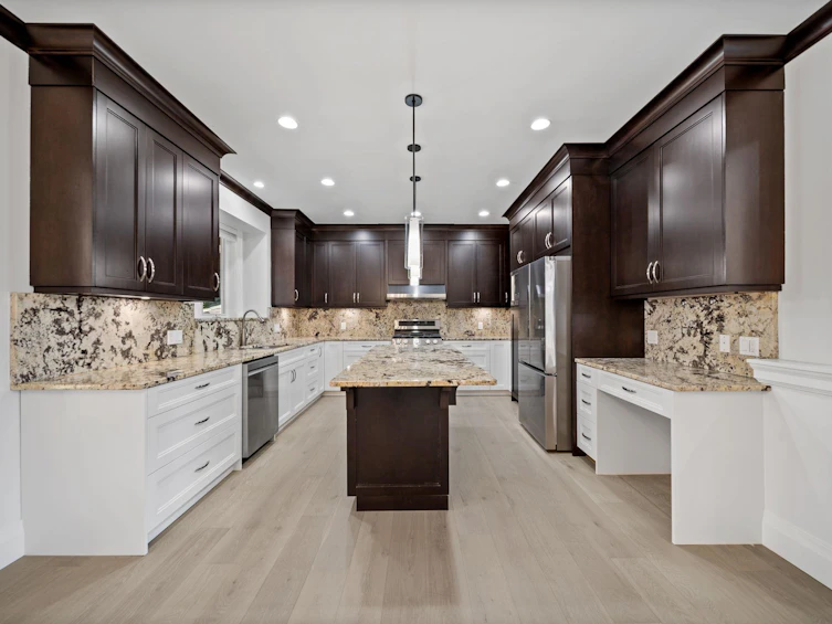 13101 14 Avenue, Surrey, BC, V4A 1G6 - 10