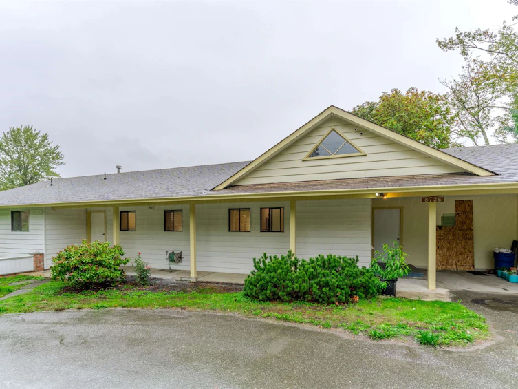 8726 Chilliwack Mountain Road, Chilliwack, BC, V2R 3V2 - 2