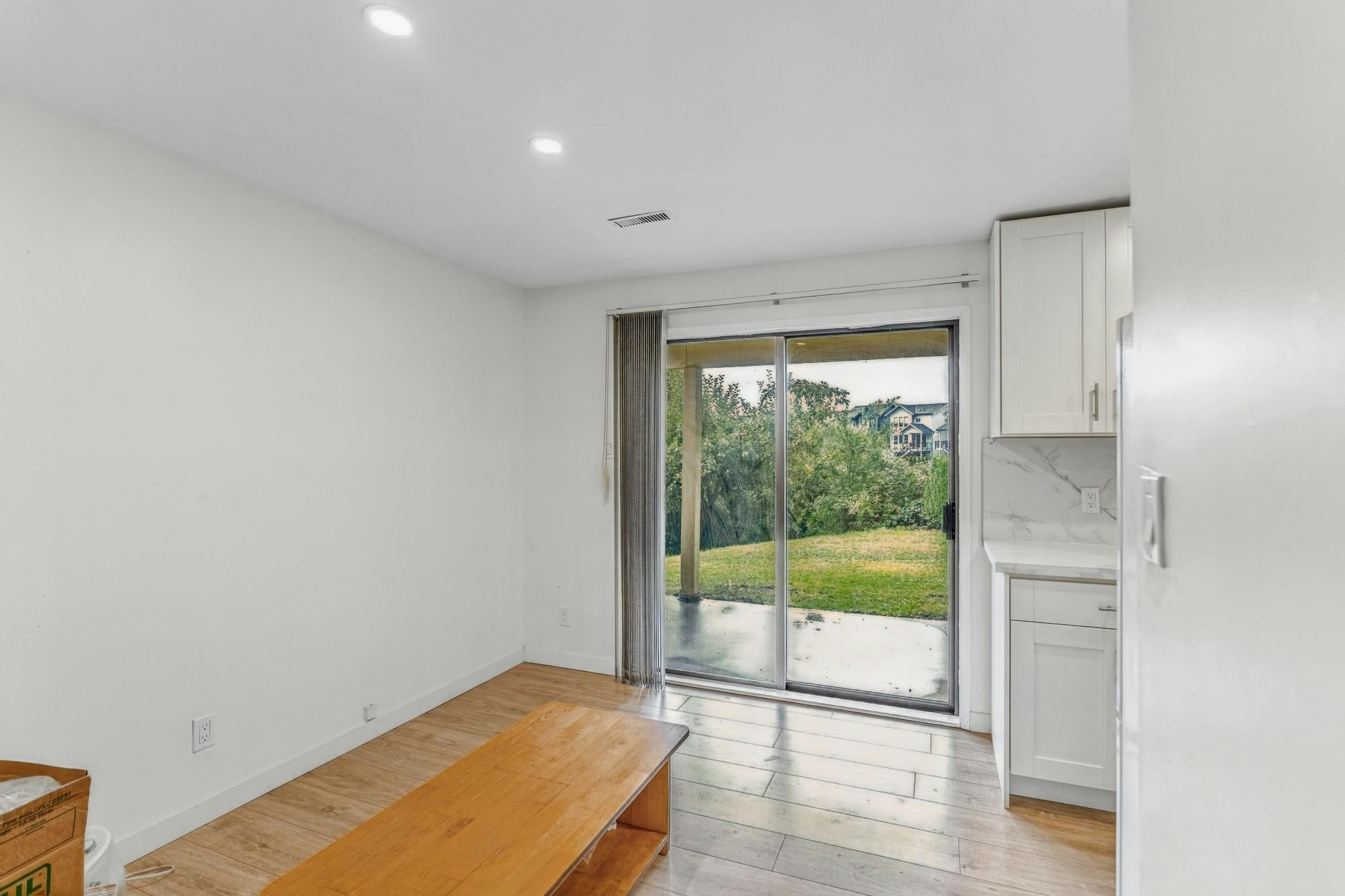 8726 Chilliwack Mountain Road, Chilliwack, BC, V2R 3V2 - 28