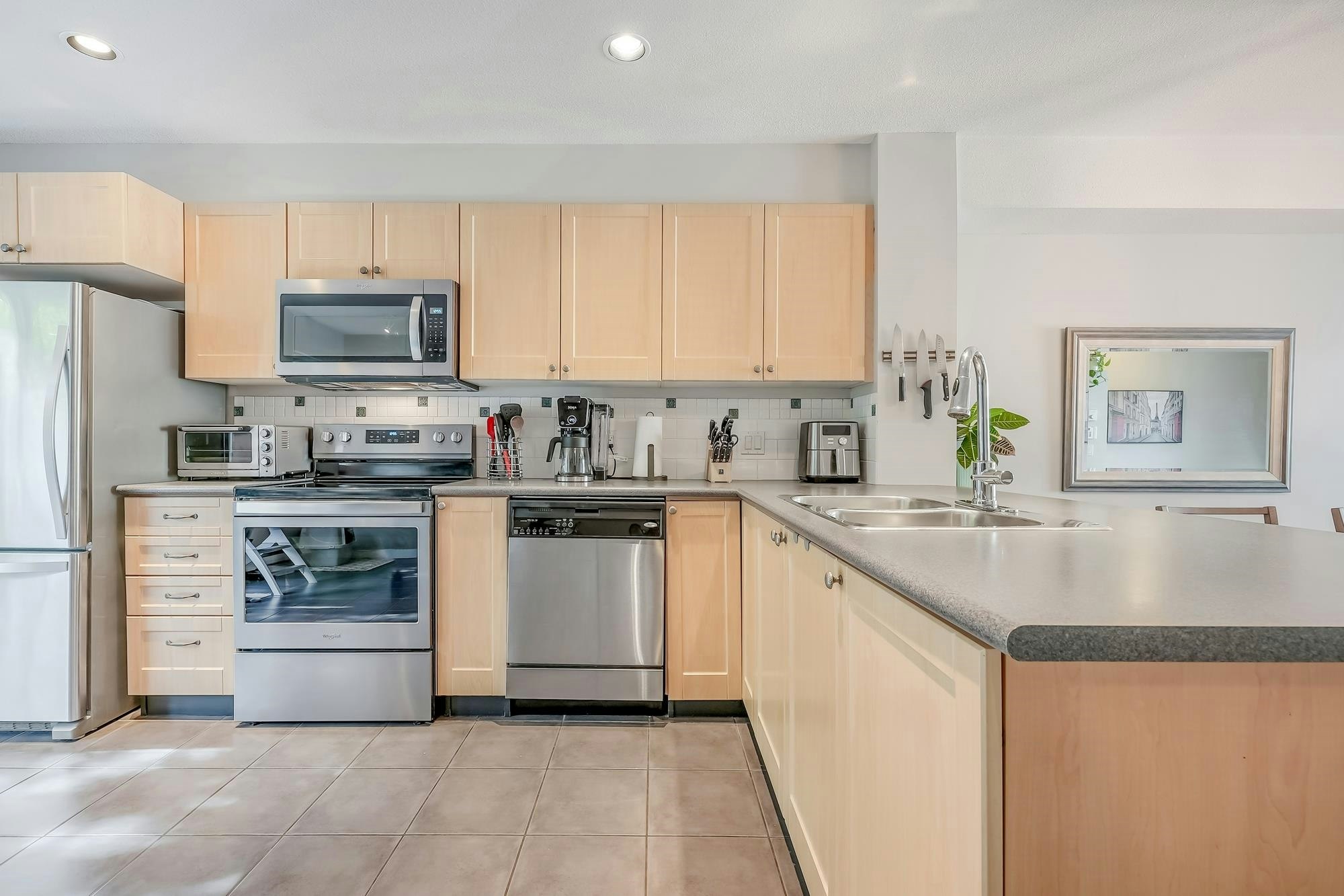 15168 36 Avenue, Surrey, BC, V3S 0Z6 - 7