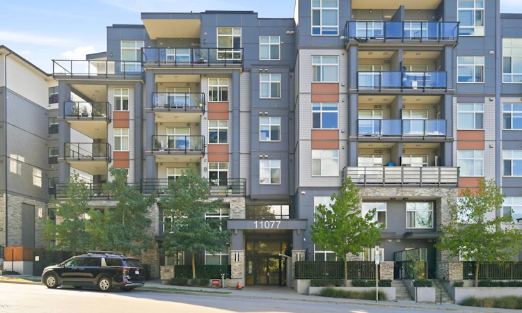 302-11077 Ravine Road