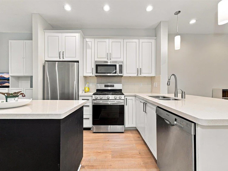 6-2689 Parkway Drive, Surrey, BC, V4P 0C3 - 2