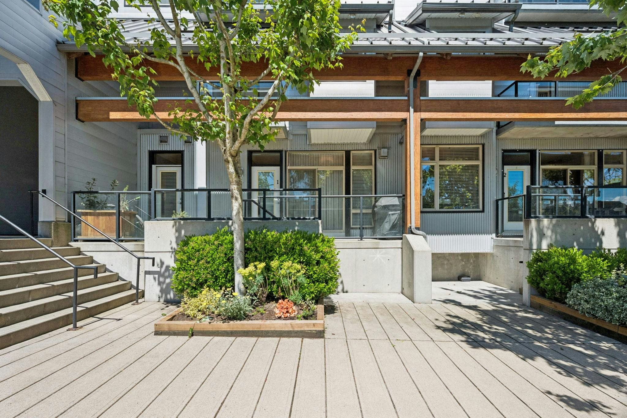 1-6233 London Road, Richmond, BC, V7E 3S3