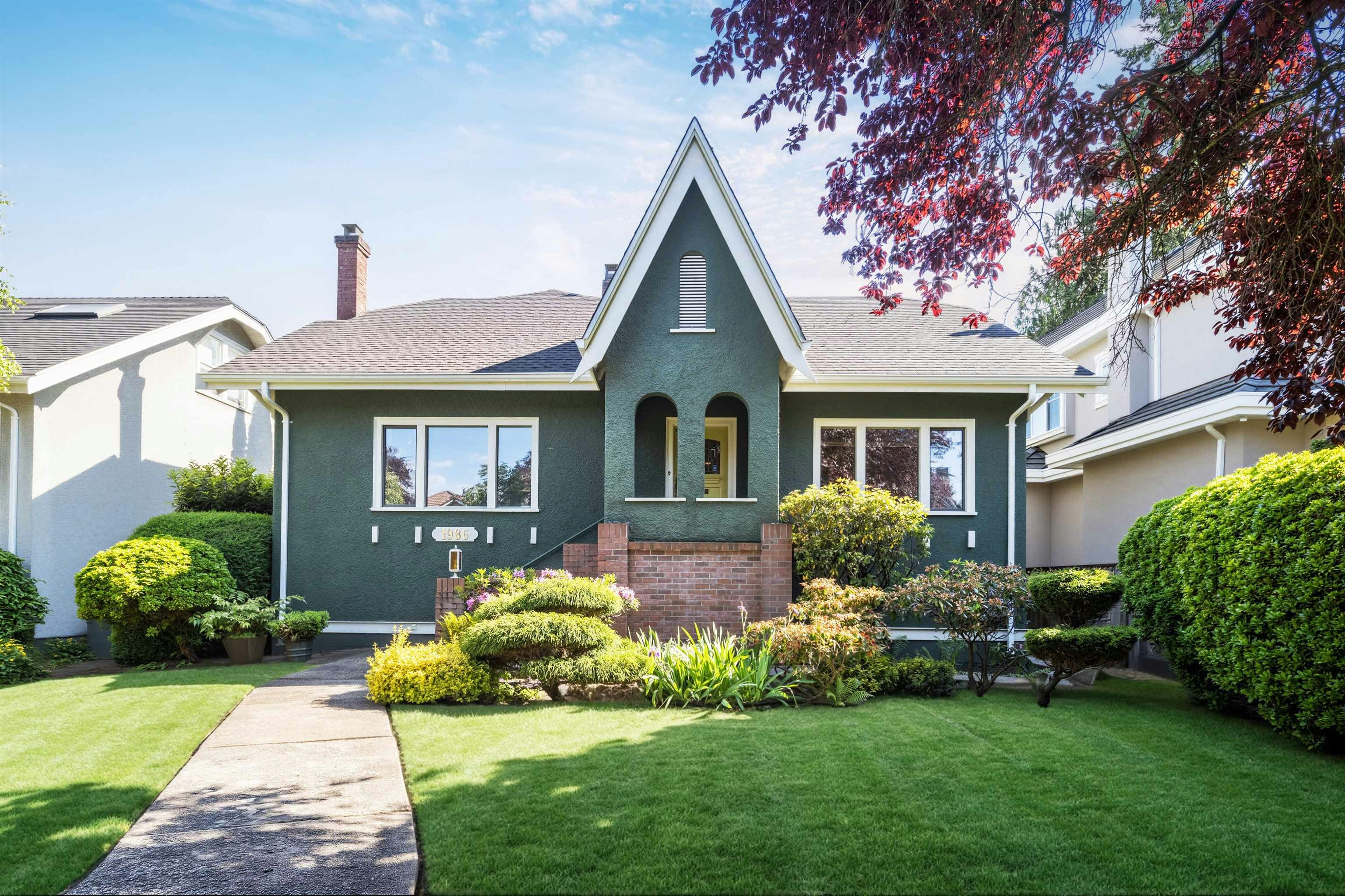 1986 W 43rd Avenue, Vancouver, BC, V6M 2C6