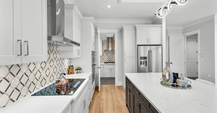 1699* 18 Avenue, Surrey, BC, V3Z 9X5 - 10