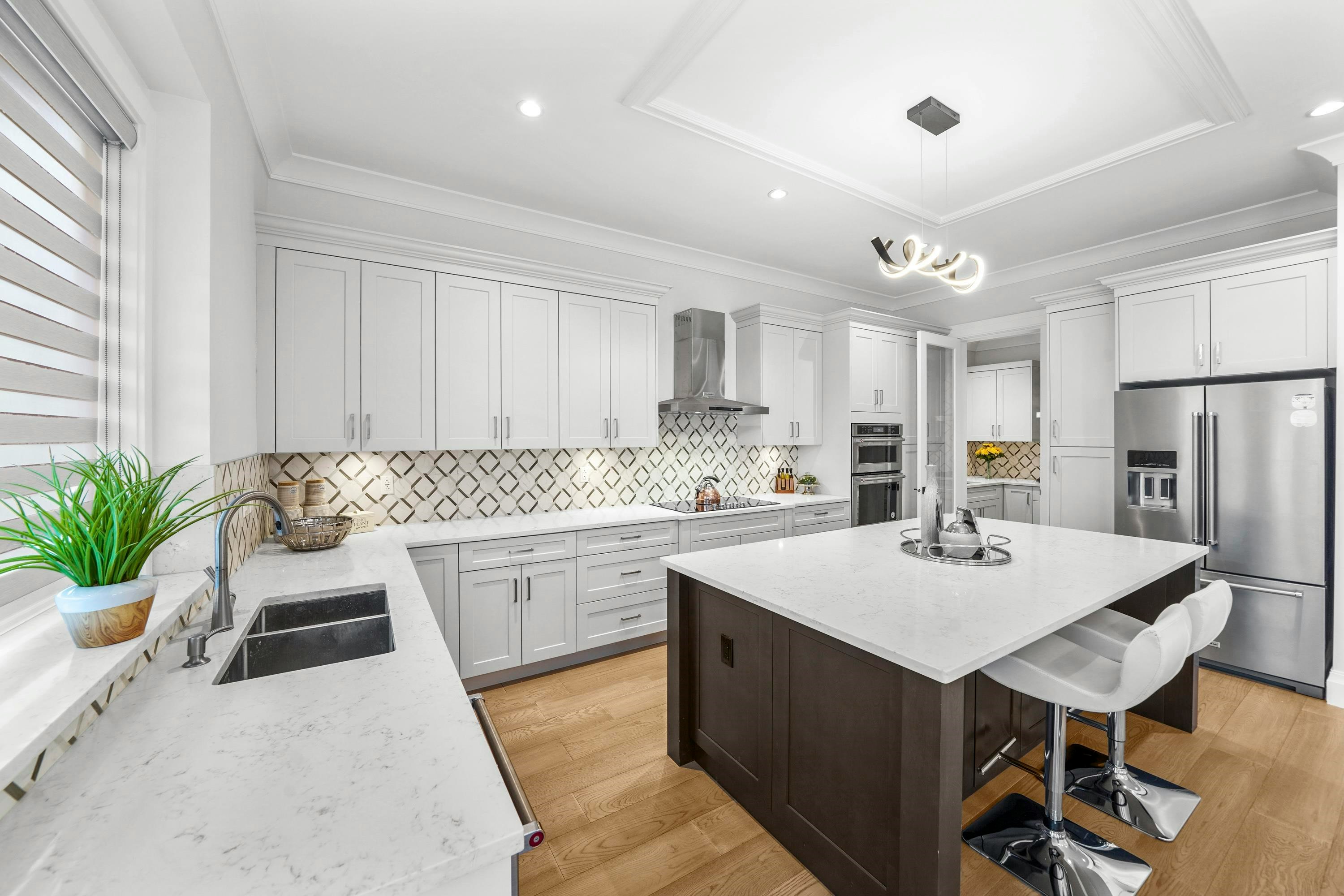 1699* 18 Avenue, Surrey, BC, V3Z 9X5 - 9