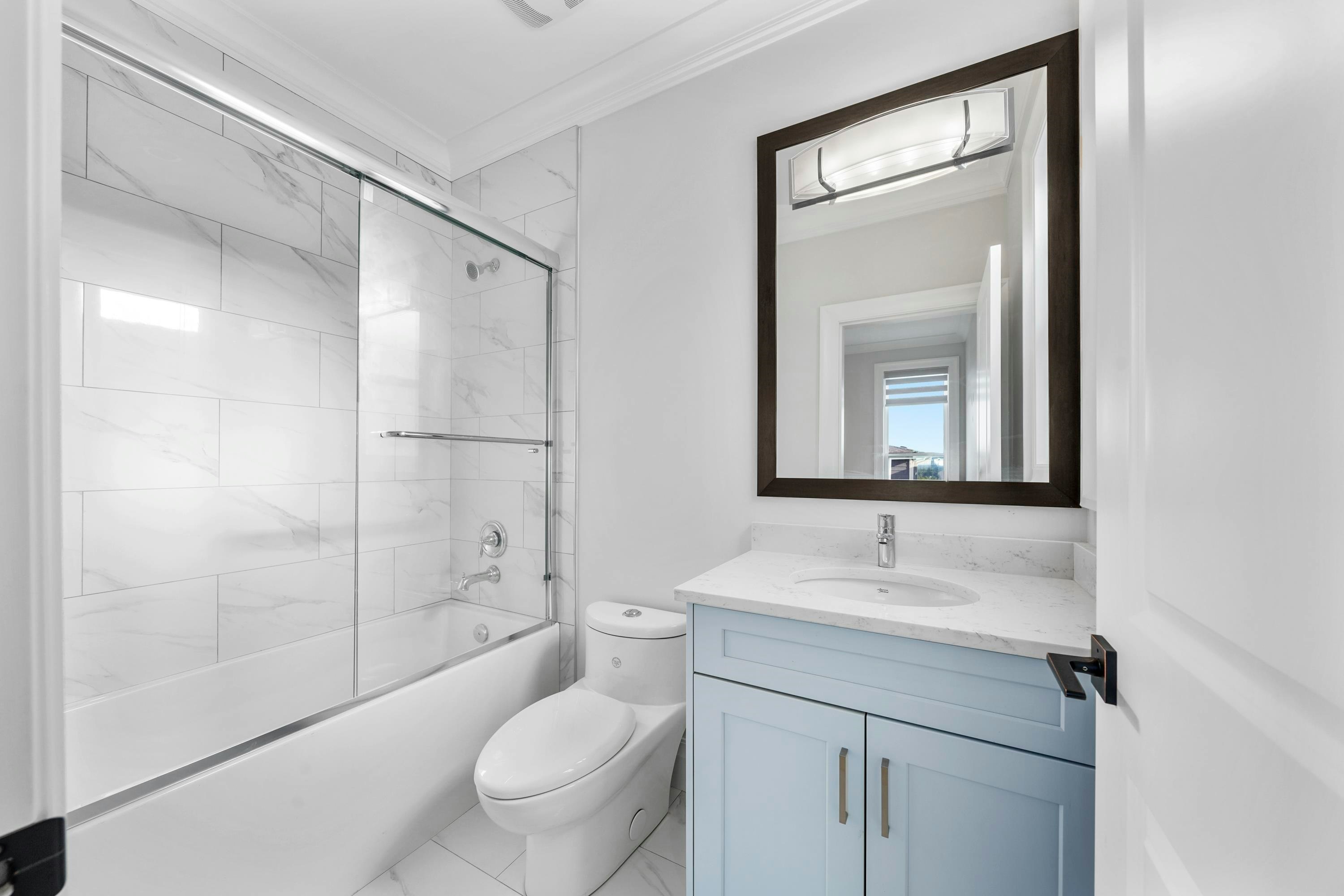 1699* 18 Avenue, Surrey, BC, V3Z 9X5 - 18