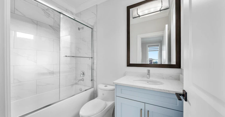 1699* 18 Avenue, Surrey, BC, V3Z 9X5 - 18