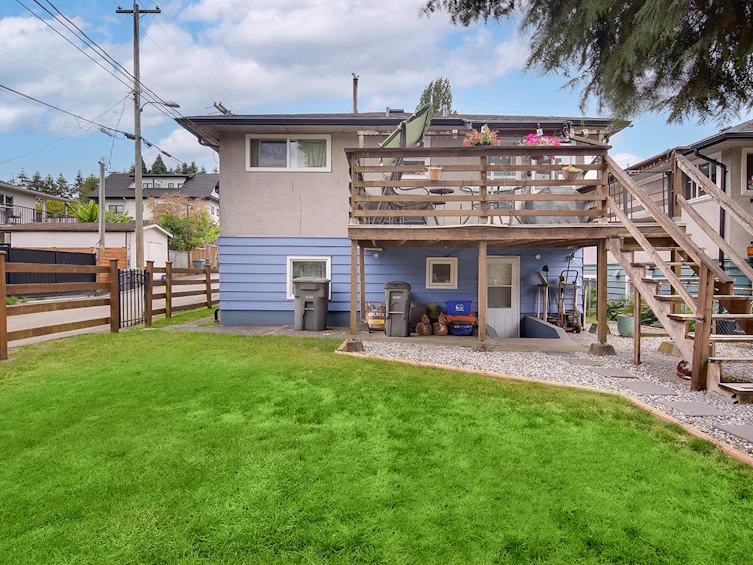 2137 20th Avenue, Vancouver, BC, V5N 2L4 - 7