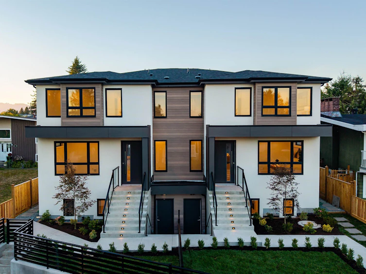 2-7061 Paulus Crescent, Burnaby, BC, V5A 1P4