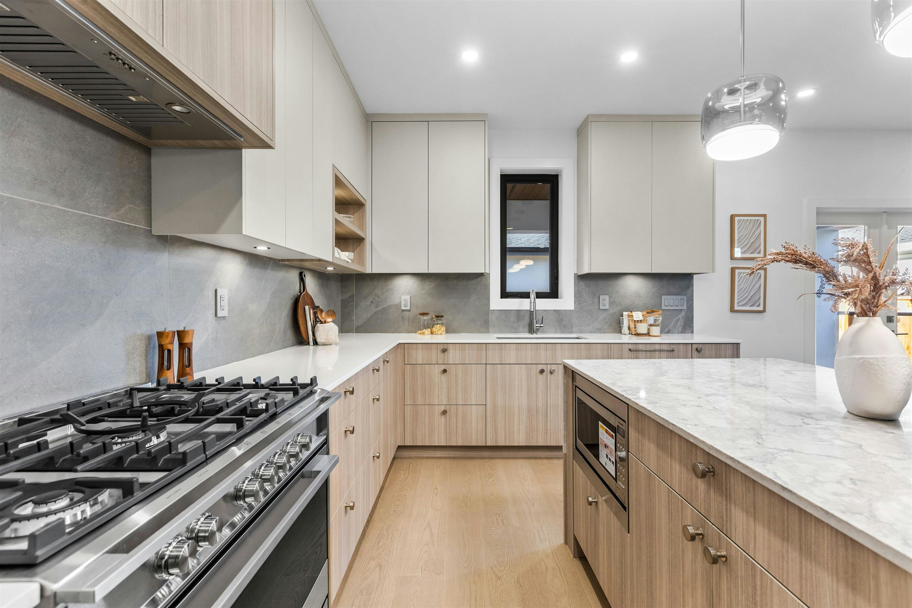 2-7061 Paulus Crescent, Burnaby, BC, V5A 1P4 - 9