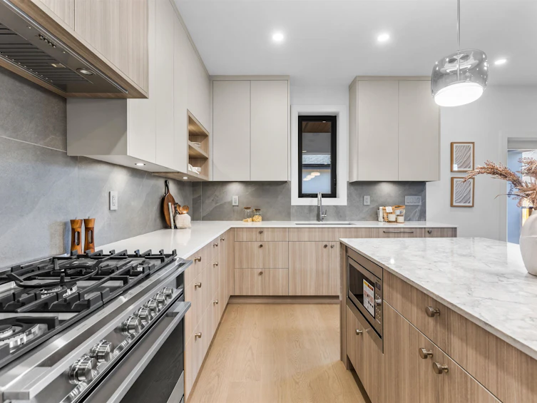 2-7061 Paulus Crescent, Burnaby, BC, V5A 1P4 - 9