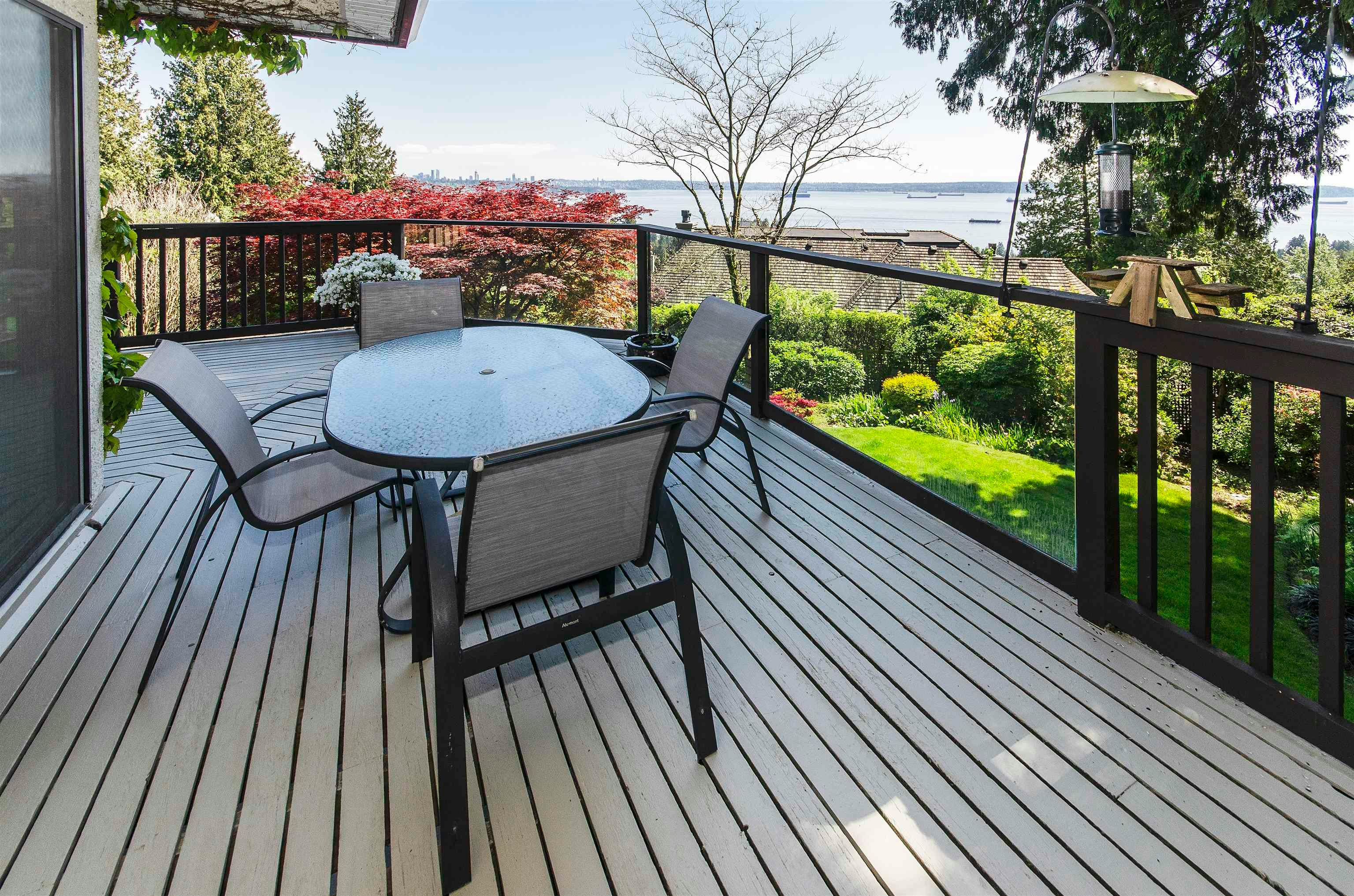 2440 Queens Avenue, West Vancouver, BC, V7V 2Y6 - 14