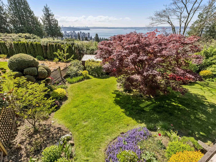 2440 Queens Avenue, West Vancouver, BC, V7V 2Y6 - 26