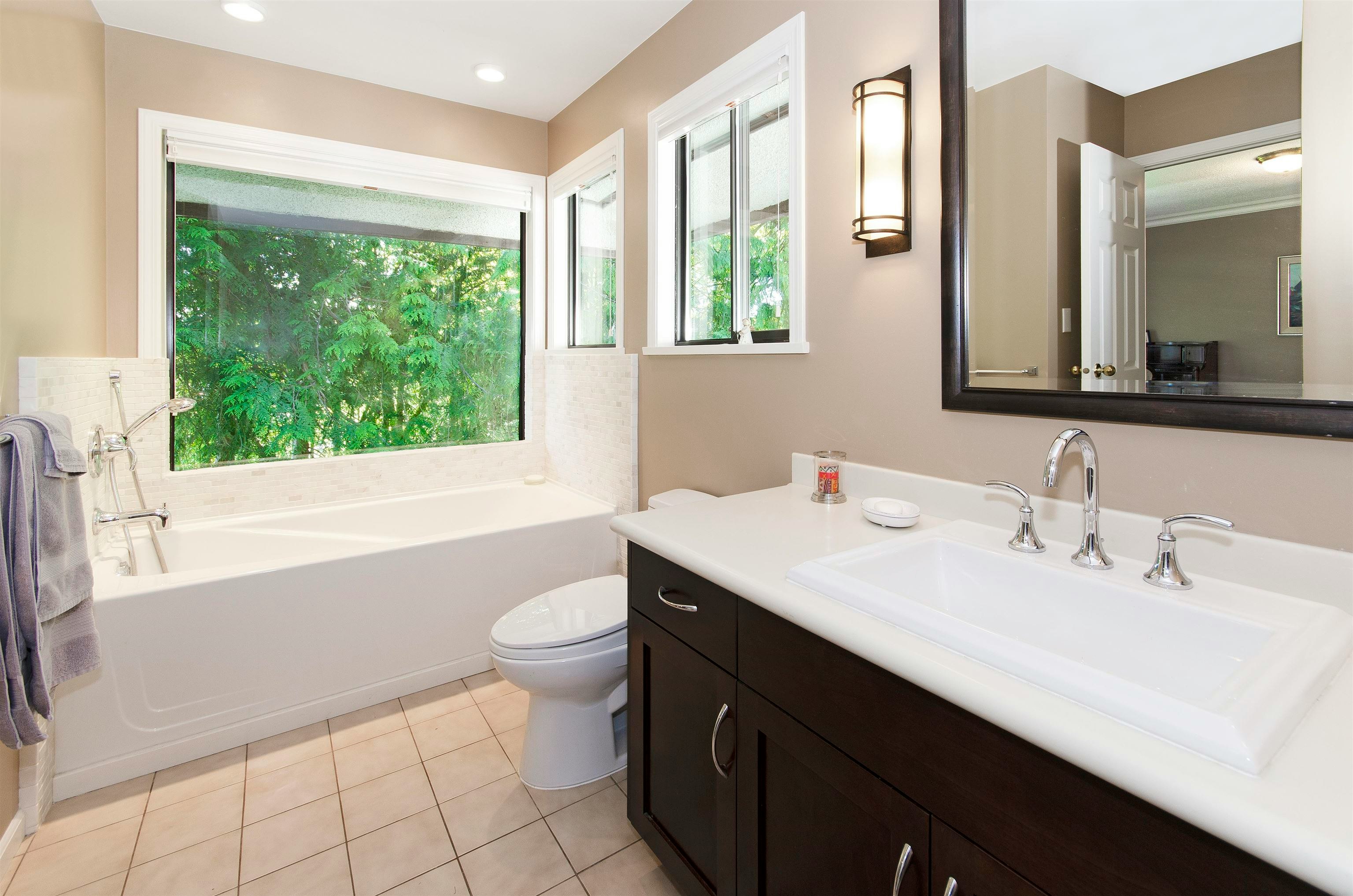 2440 Queens Avenue, West Vancouver, BC, V7V 2Y6 - 22