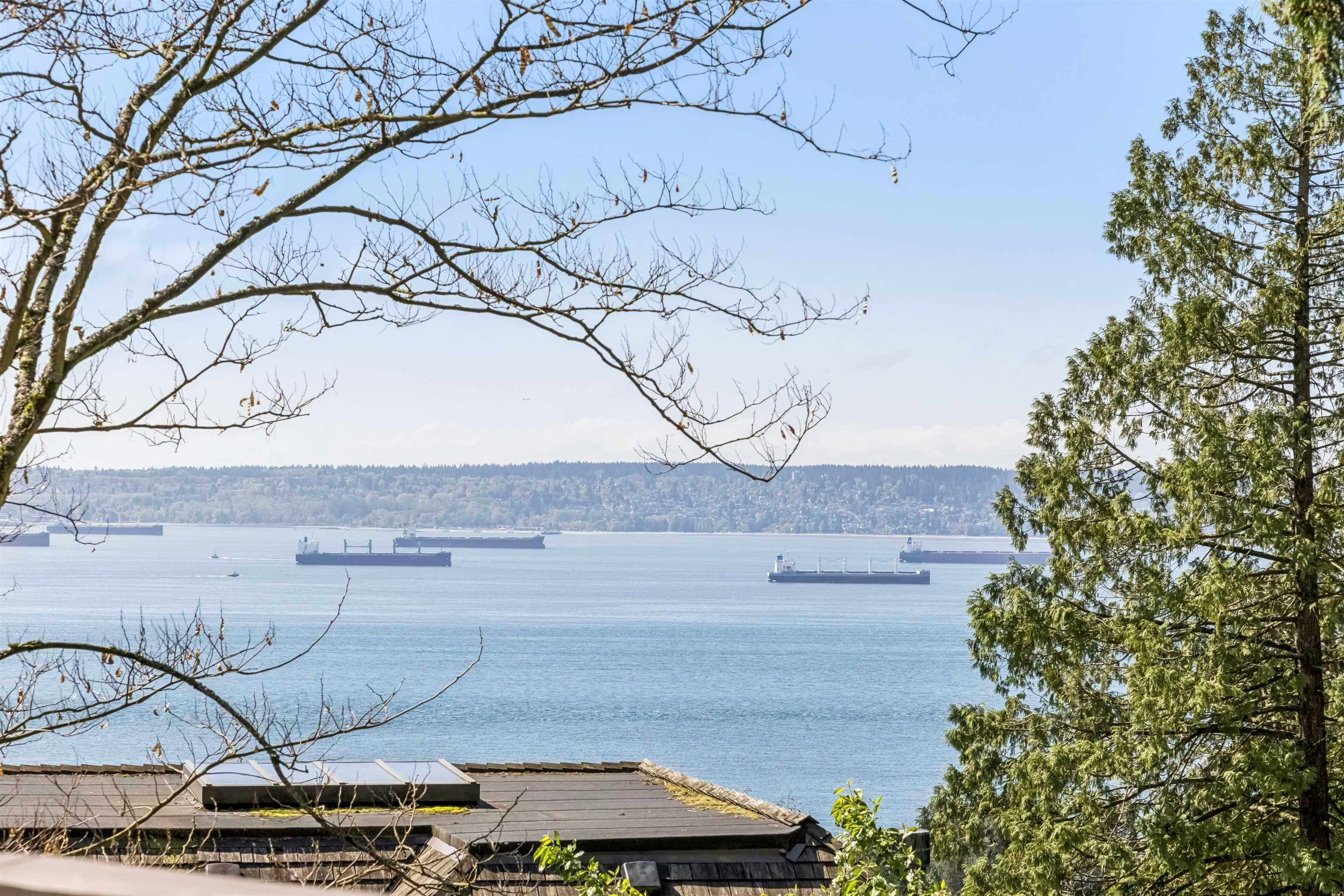 2440 Queens Avenue, West Vancouver, BC, V7V 2Y6 - 37