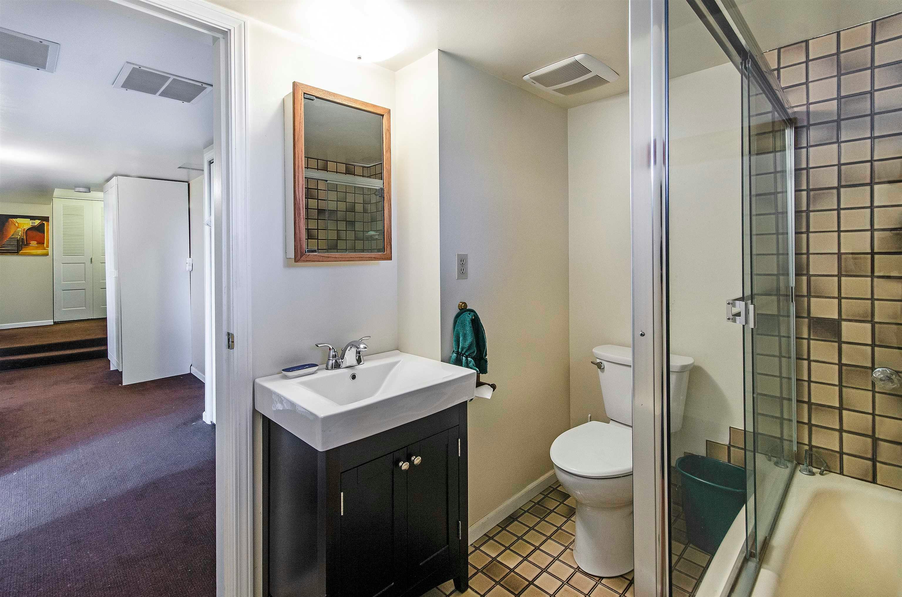 2440 Queens Avenue, West Vancouver, BC, V7V 2Y6 - 25