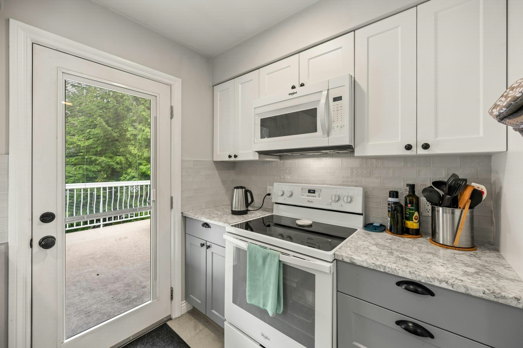 1001 Gatensbury Street, Coquitlam, BC, V3J 5J6 - 5