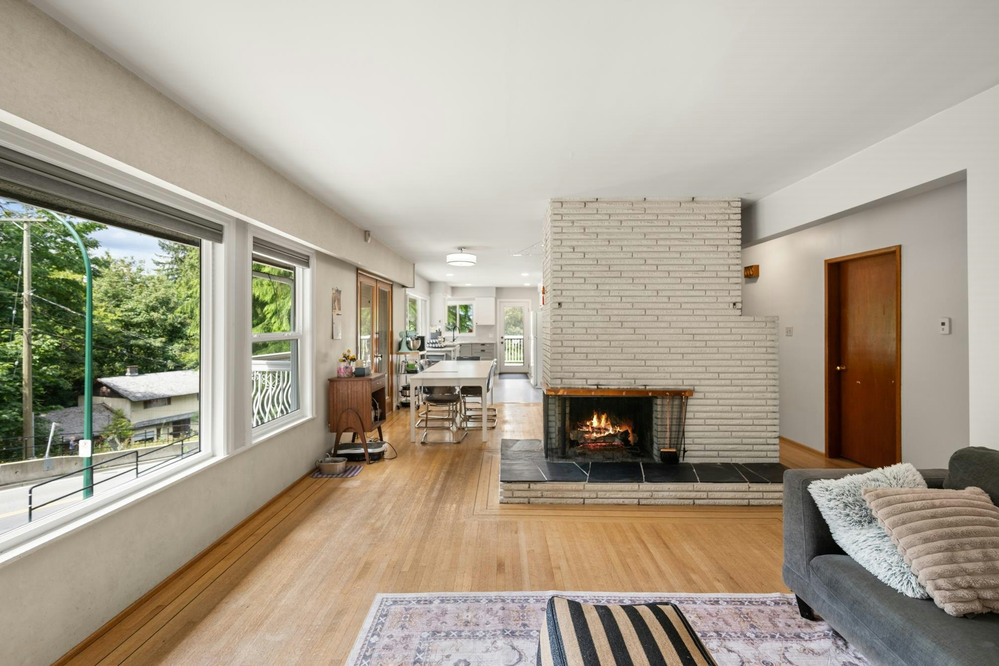 1001 Gatensbury Street, Coquitlam, BC, V3J 5J6 - 18