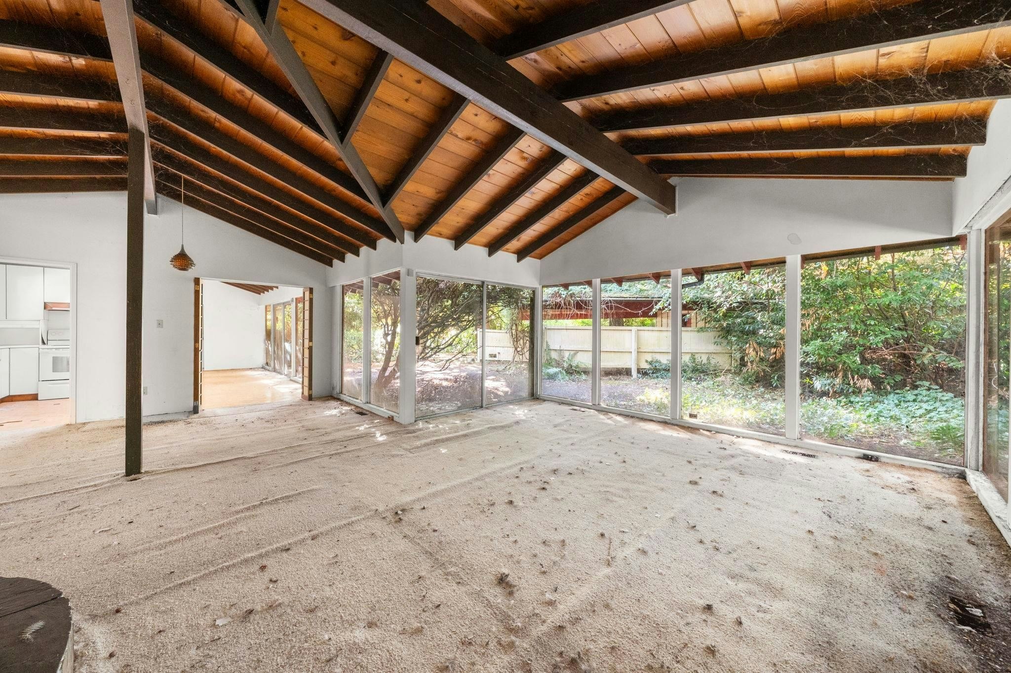 3745 Southridge Avenue, West Vancouver, BC, V7V 3H9 - 7