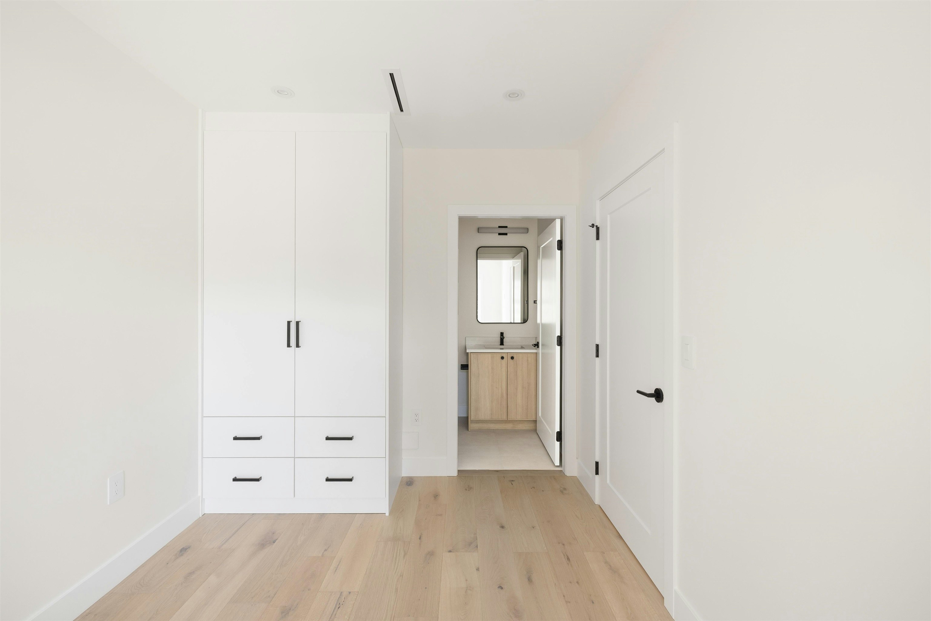 3143 E 19 Avenue, Vancouver, BC, V5M 2T2 - 13