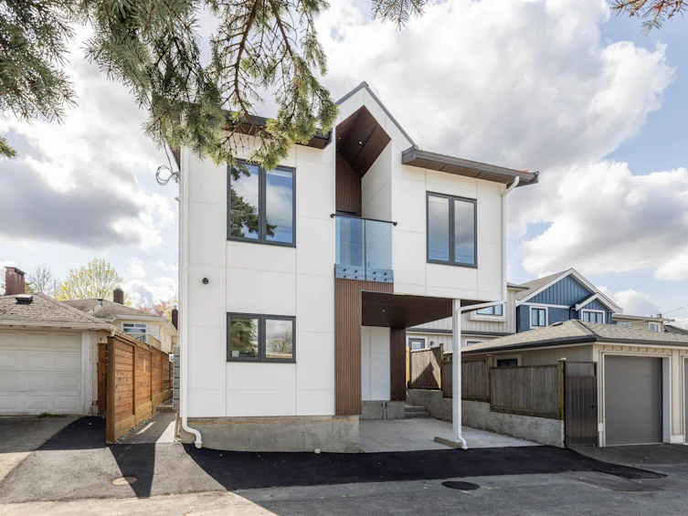 3143 E 19 Avenue, Vancouver, BC, V5M 2T2 - 18