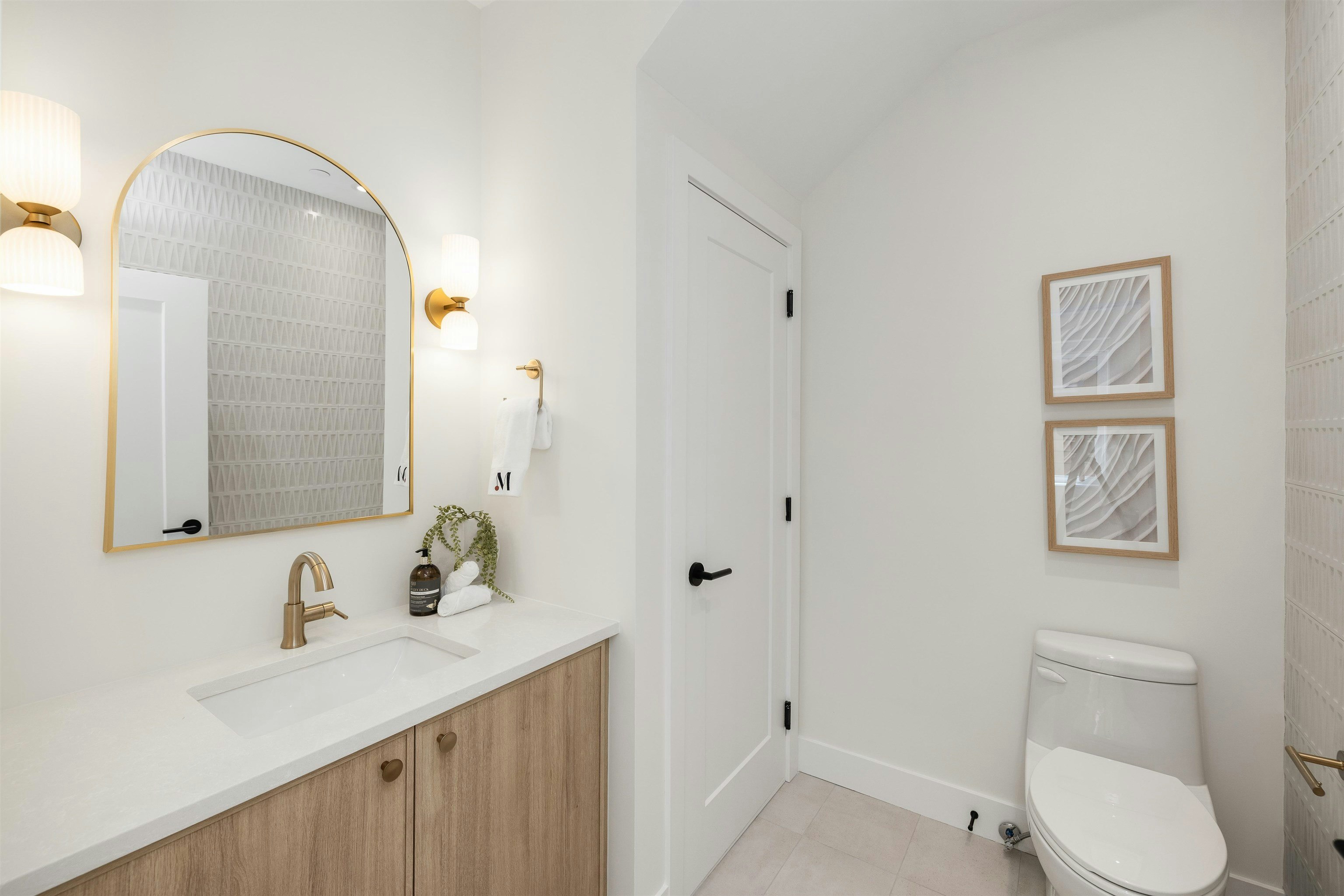3143 E 19 Avenue, Vancouver, BC, V5M 2T2 - 9
