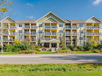 208-5020 221a Street - 2