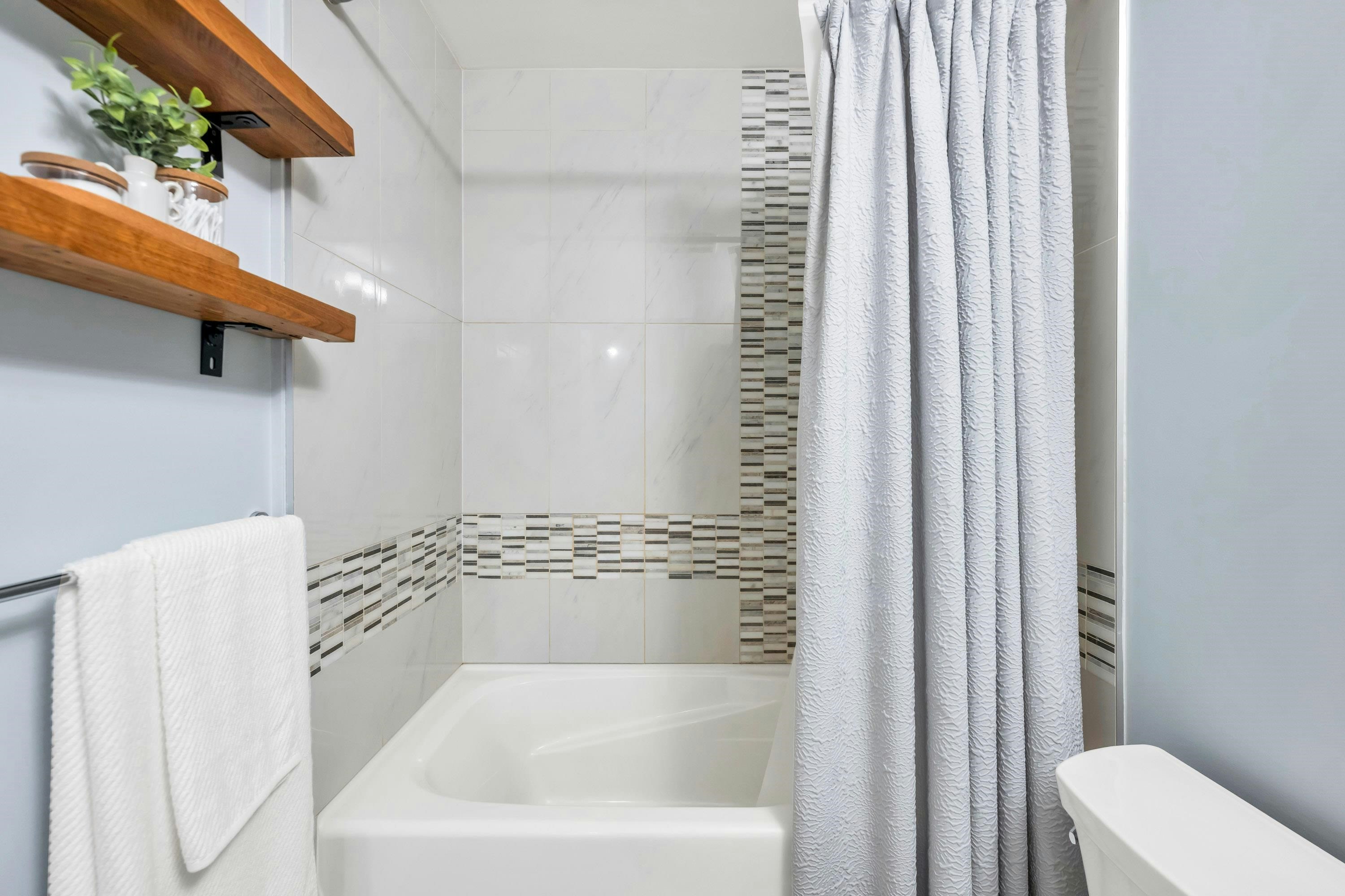 208-5020 221a Street, Langley, BC, V2Y 0V5 - 23