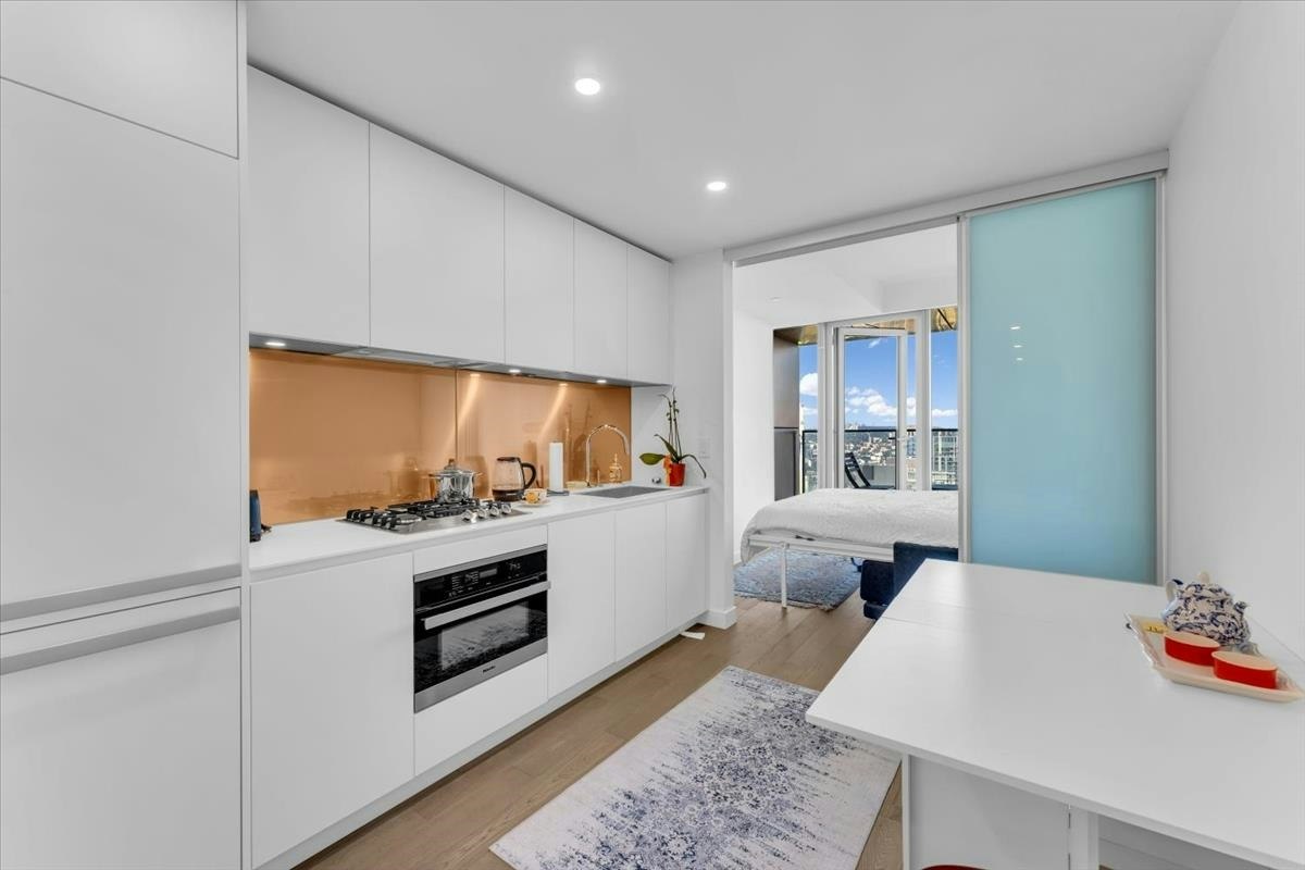 4510-1480 Howe Street, Vancouver, BC, V6Z 0G5 - 2