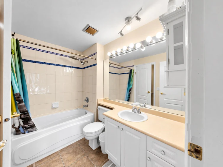 12-1561 Booth Avenue, Coquitlam, BC, V3K 6Z9 - 12