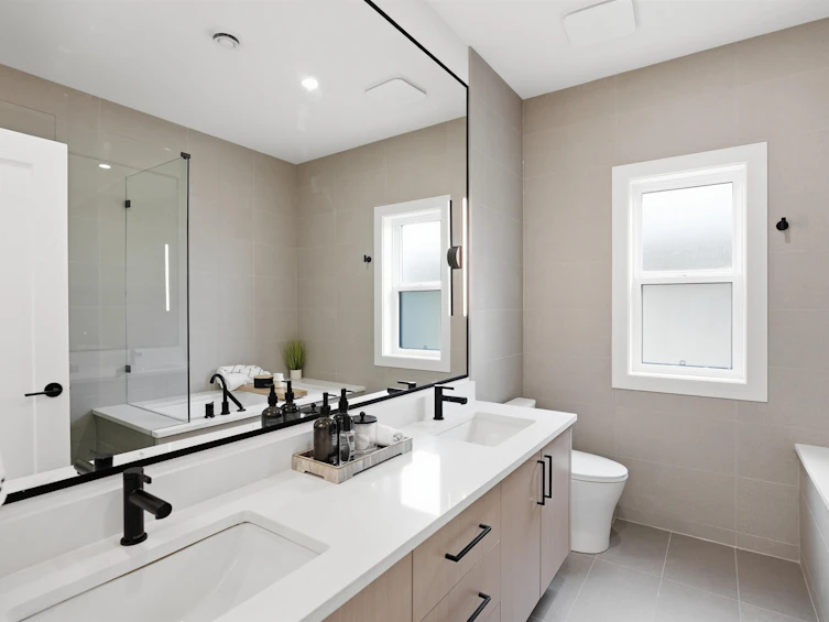 9312 Ebor Road, Delta, BC, V4C 3K7 - 12
