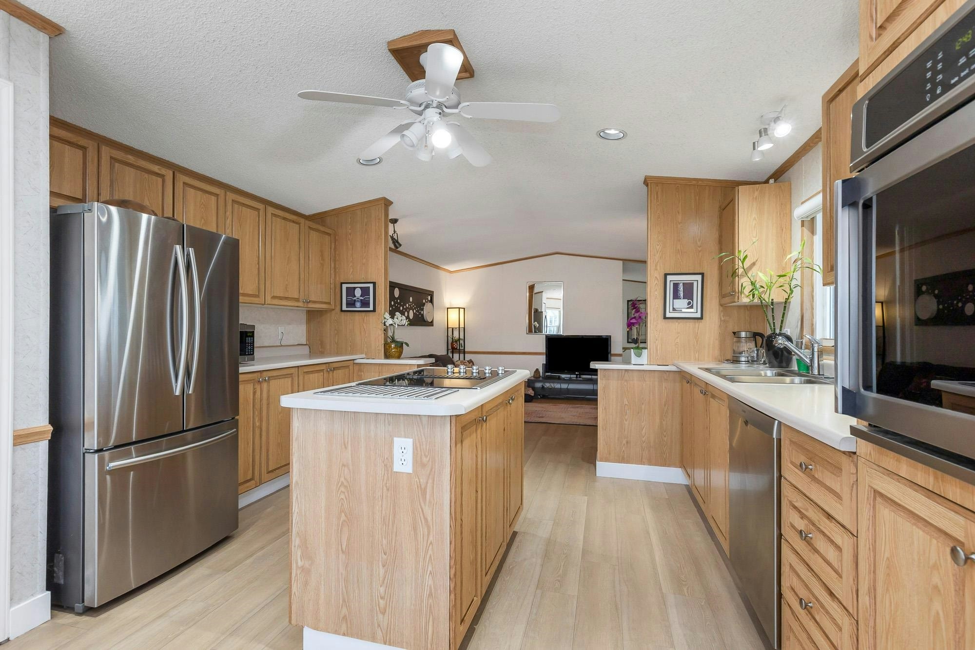 6-45918 Knight Road, Chilliwack, BC, V2R 3X4 - 9