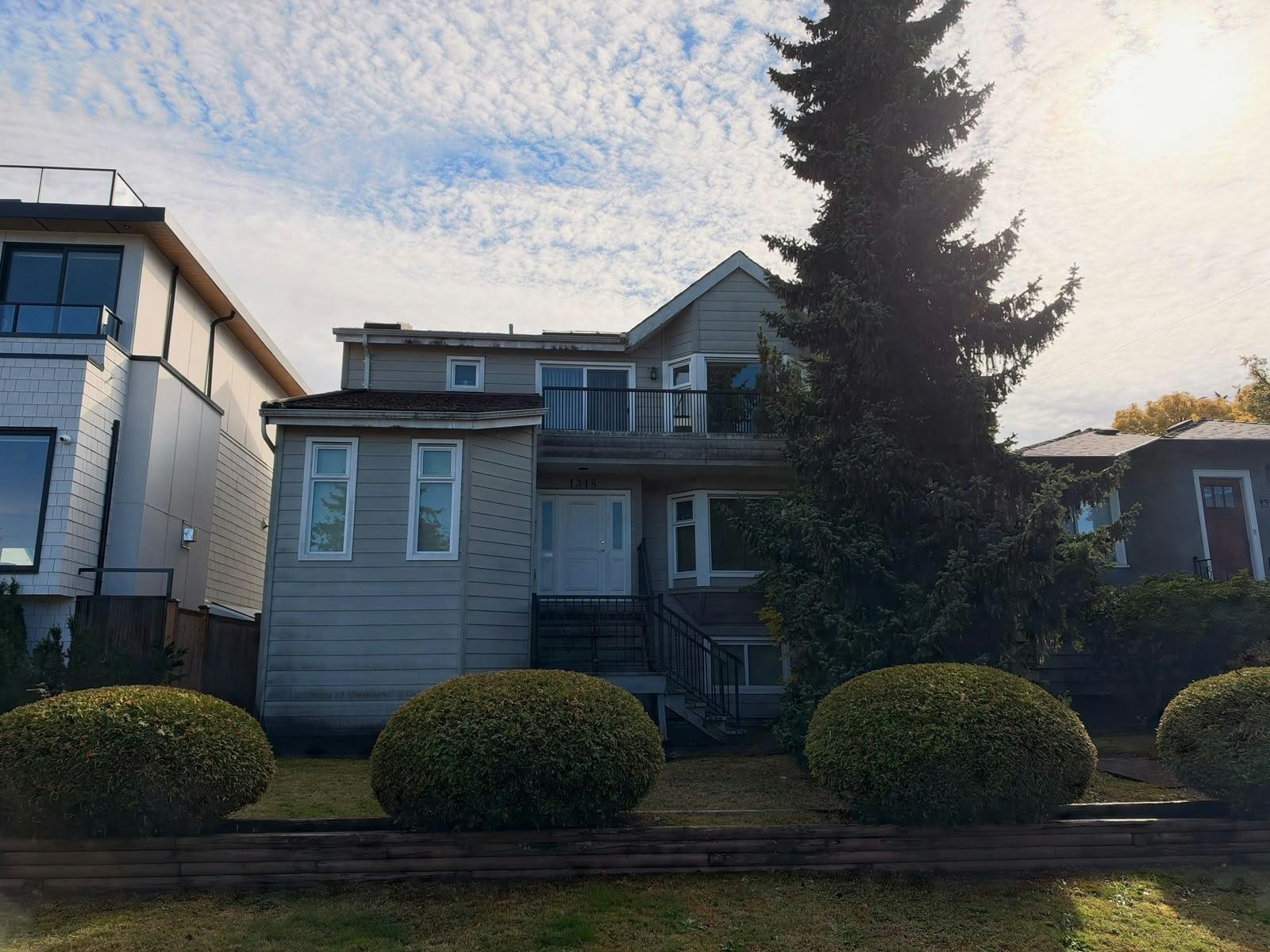 1318 E 34th Avenue, Vancouver, BC, V5W 1A4