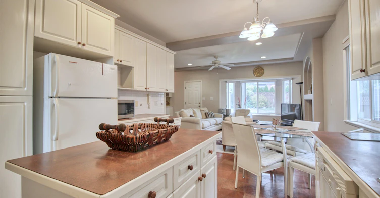6031 Rumble, Burnaby, BC, V5J 2C6 - 16