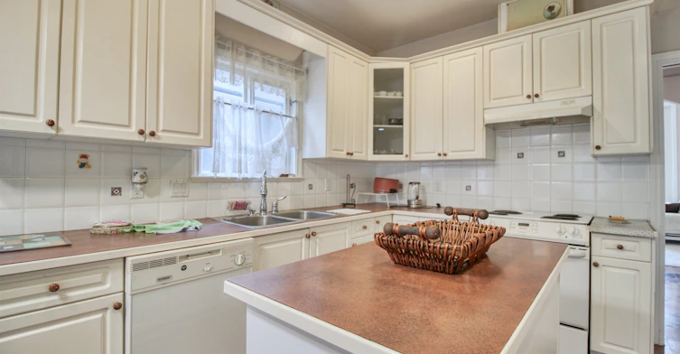 6031 Rumble, Burnaby, BC, V5J 2C6 - 14