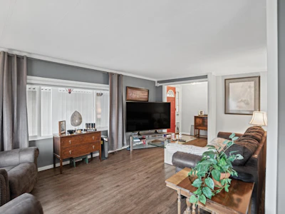 25-13650 80 Avenue - 5