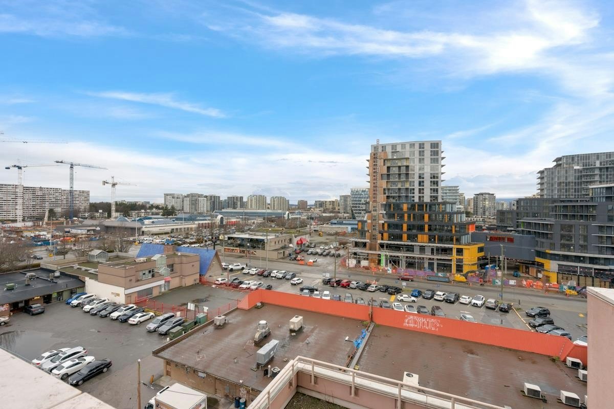 700-8111 Anderson Road, Richmond, BC, V6Y 3Z8 - 9