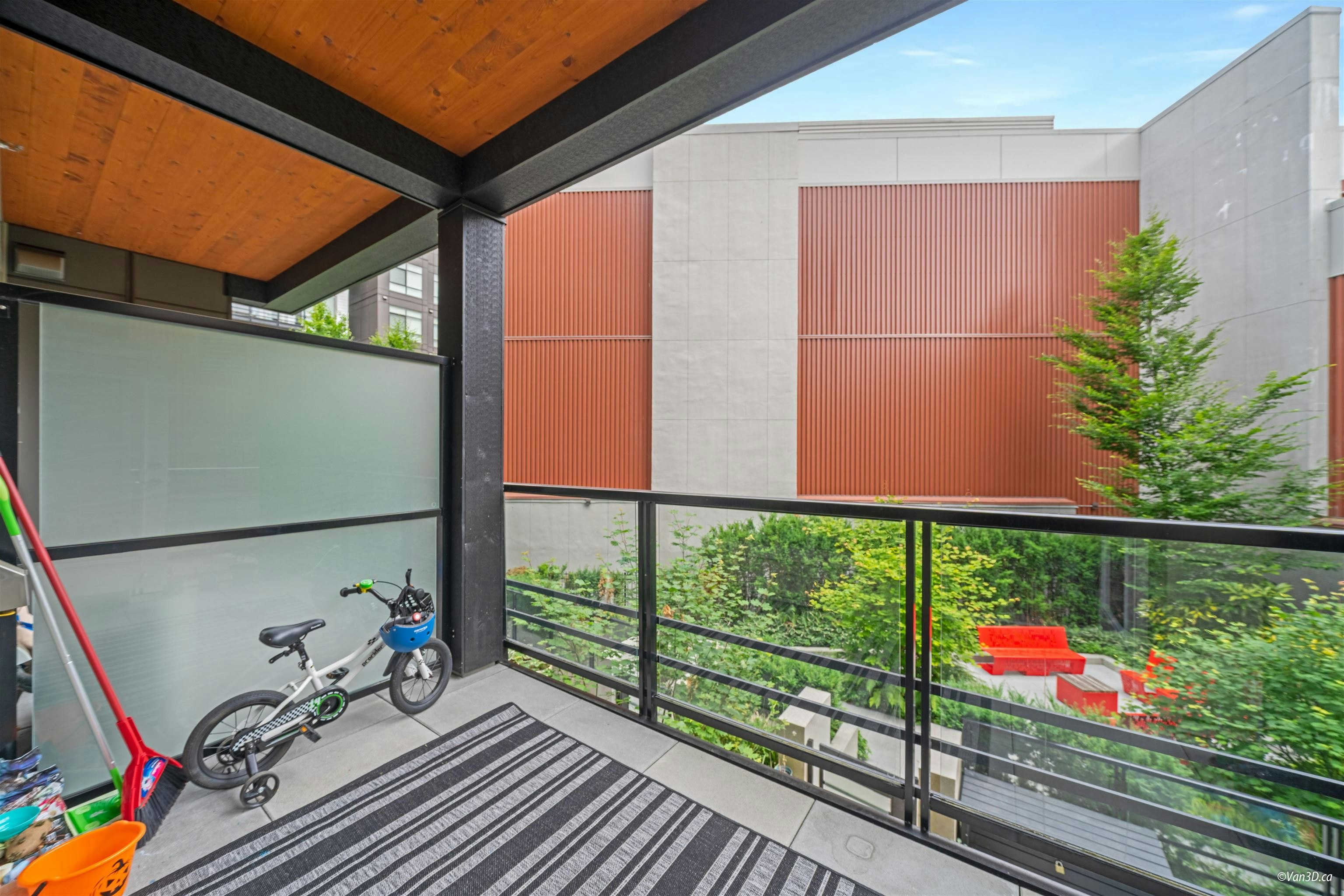 207-128 E 8th Street, North Vancouver, BC, V7L 1Y7 - 18