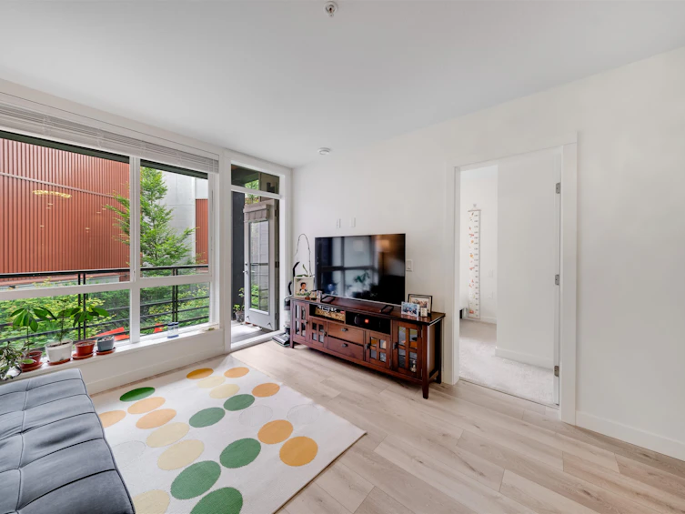 207-128 E 8th Street, North Vancouver, BC, V7L 1Y7 - 10