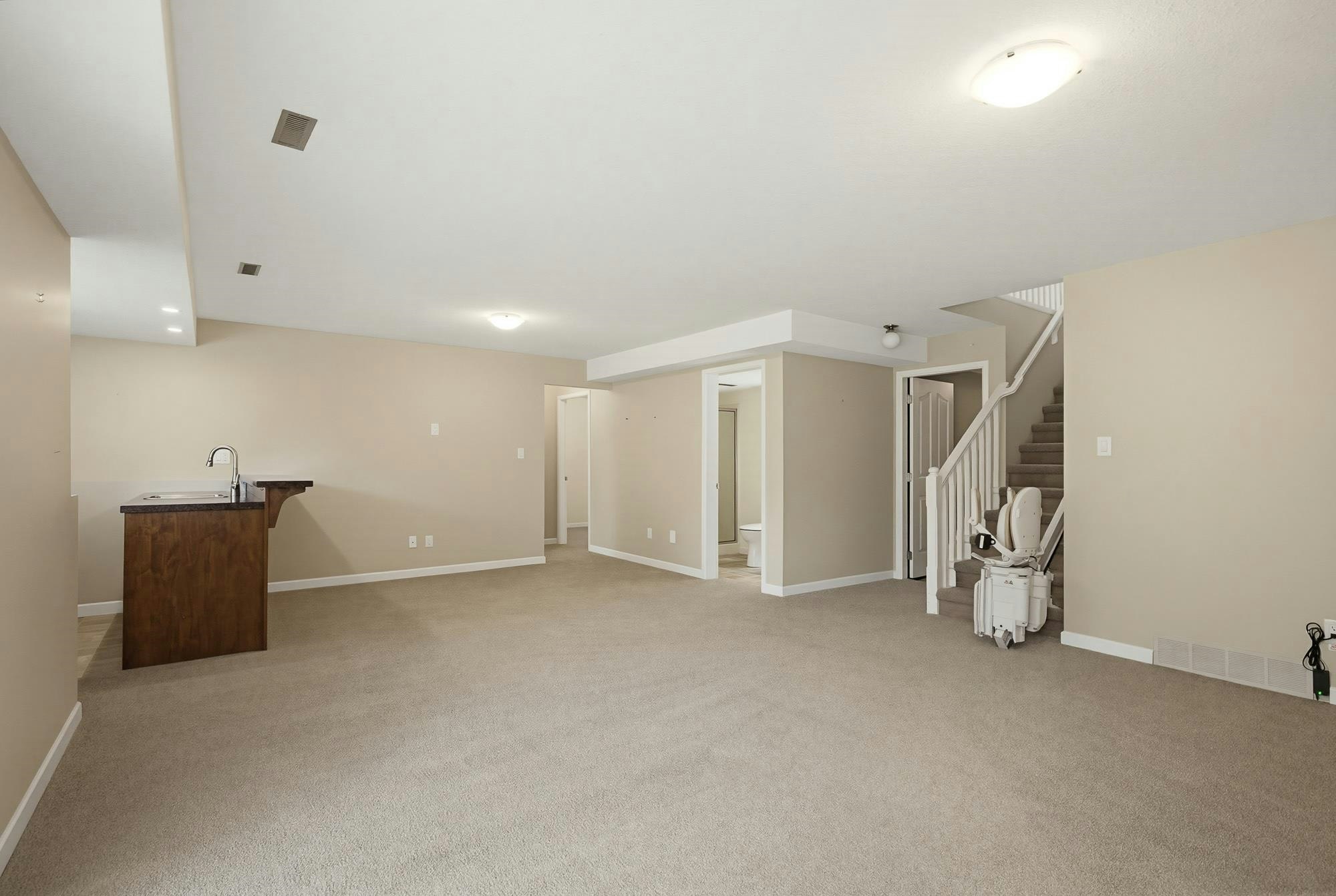 1-32615 Murray Avenue, Abbotsford, BC, V2T 4T8 - 28